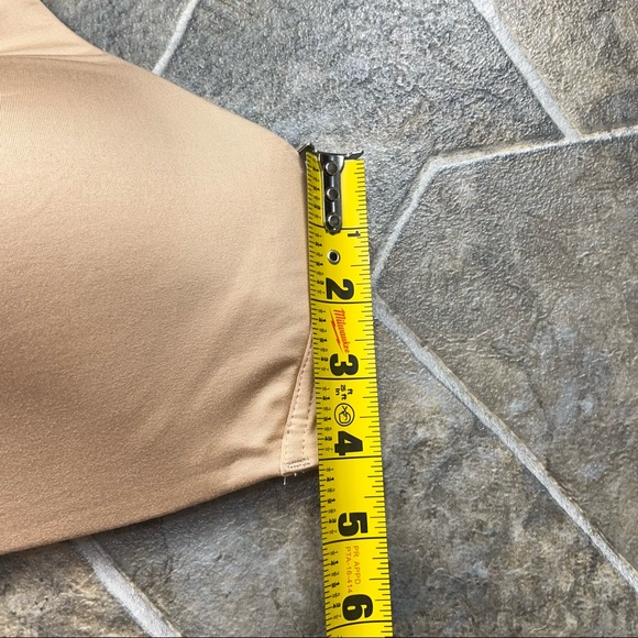 Calvin Klein Wireless Convertible Strap Bra - Picture 10 of 13